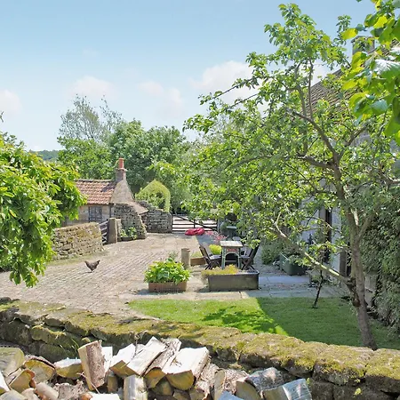 Holiday home The Old Sheaf Store - Kyz