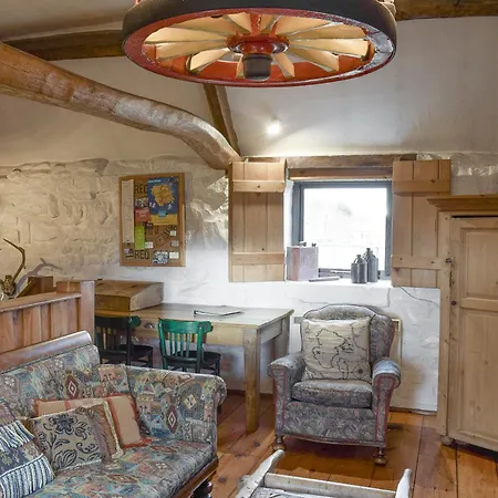 The Old Sheaf Store - Kyz Glaisdale