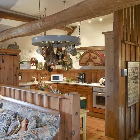 The Old Sheaf Store - Kyz * Glaisdale